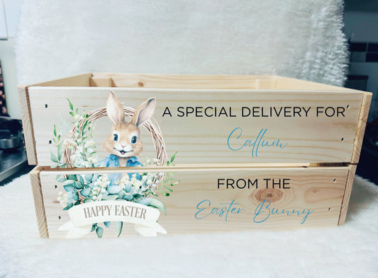 WOODEN EASTER BOX BLUE