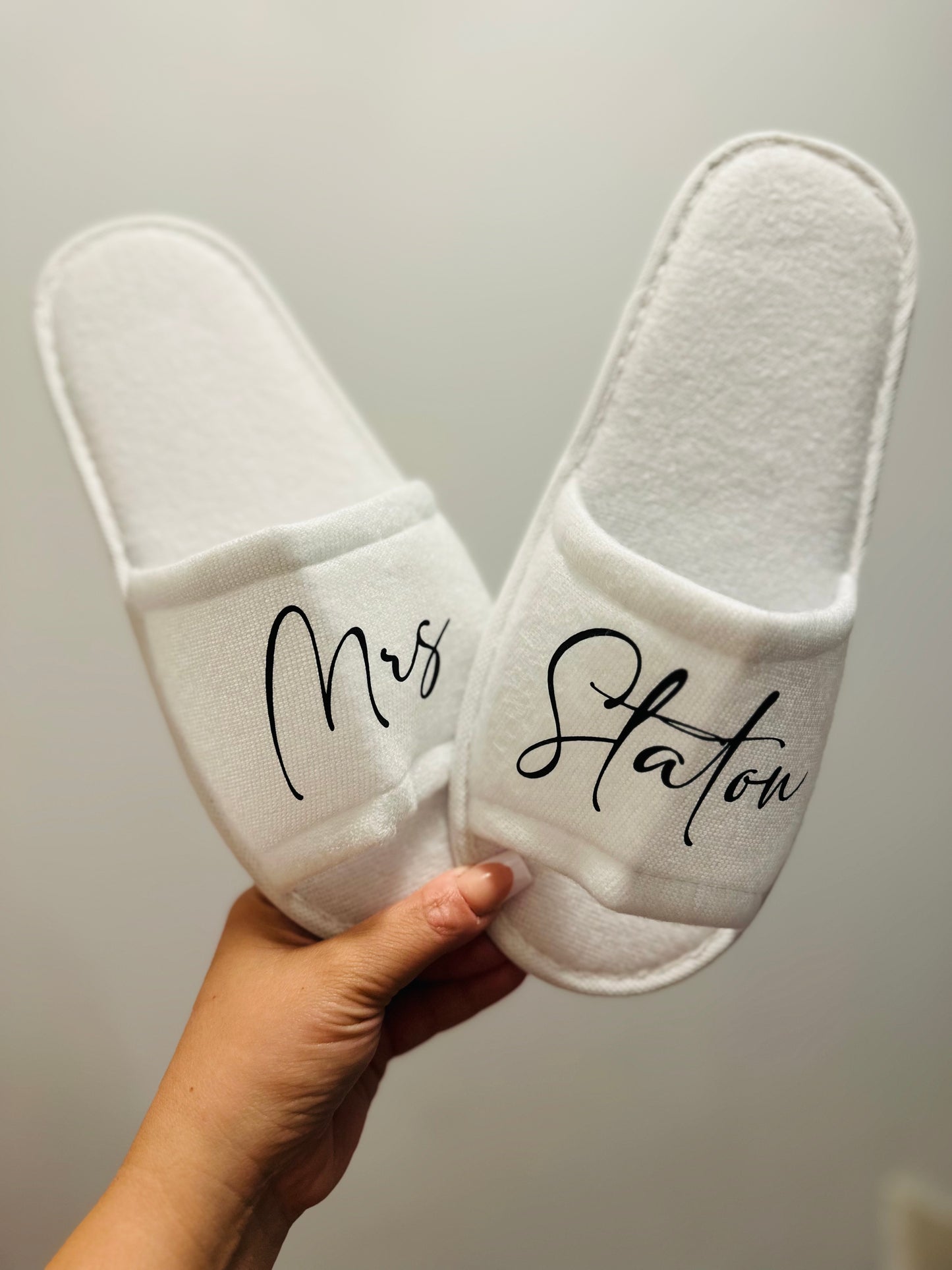 HOTEL STYLE SLIPPERS