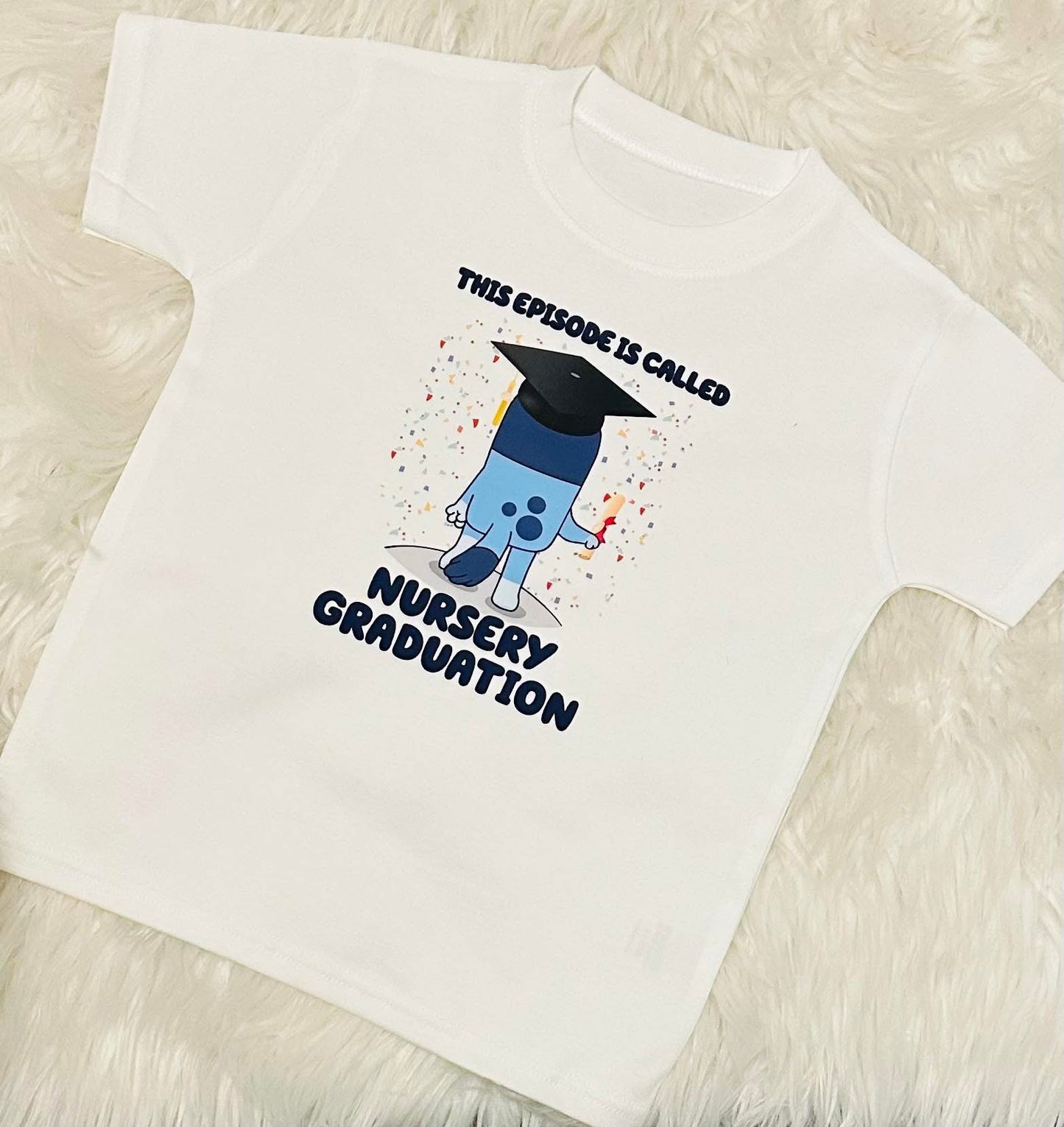 BLUEY GRADUATION TSHIRT CONFETTI